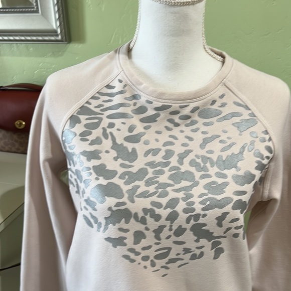 COPY - Lululemon sweater - Picture 4 of 11